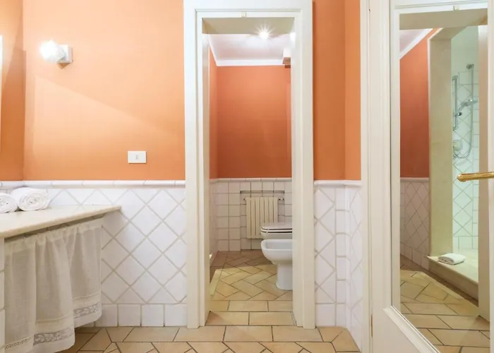 The House By * Болонья